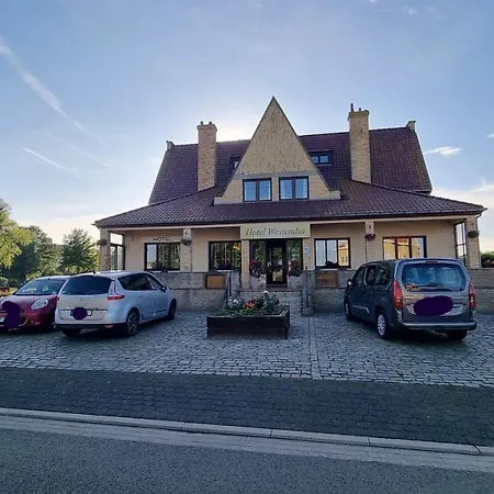 Westendia And Free Parking Breakfast Hotell Westende