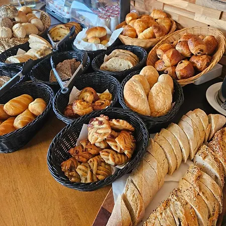 Hotel Westendia Inclusief Parking And Top Breakfast ! 2*