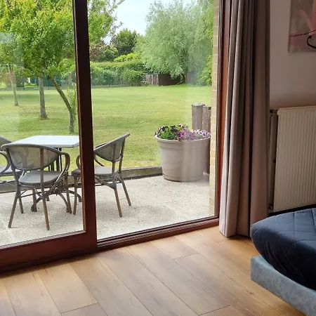 Hotell Westendia And Free Parking Breakfast Westende