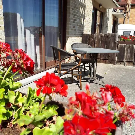 Otel Westendia And Free Parking Breakfast