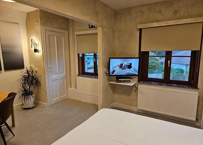 Hotell Westendia And Free Parking Breakfast Westende