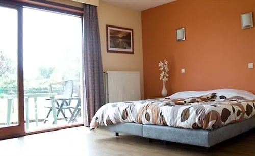 Hotell Westendia And Free Parking Breakfast 2*